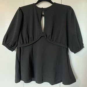 BOOHOO PLUS KEYHOLE PUFF SLEEVE PEPLUM TOP